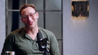 Simon Sinek: "Strong Thigh Muscles = More friends", This Is Why You Can't Make Friends!