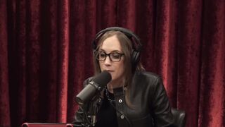 Joe Rogan Experience #2200 - Kat Timpf