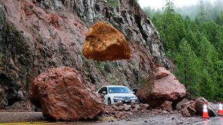 100 Massive Rockfalls Caught on Camera !