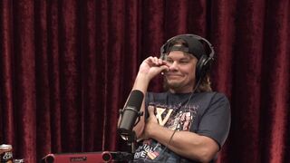 Joe Rogan Experience #2226 - Theo Von