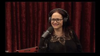 Joe Rogan Experience #2227 - Adrienne Iapalucci